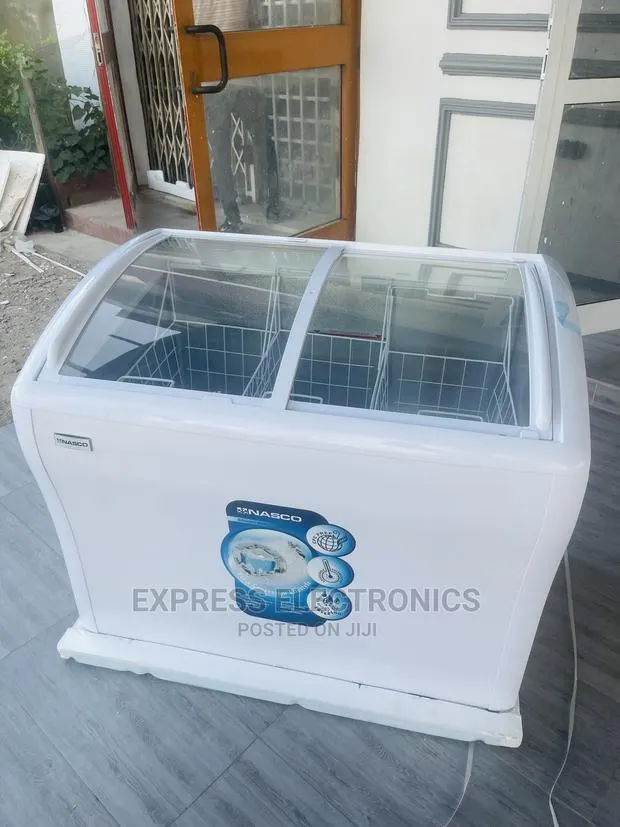 WHISPER QUIET Display Fridge Nasco Nas-500l Ice Cream · Photo 1