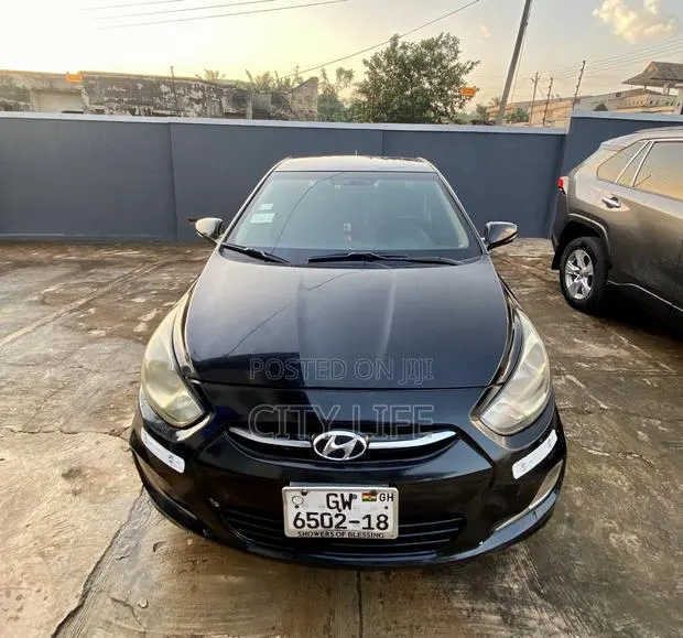 Hyundai Accent GLS 4dr Sedan (1.6L 4cyl 6A) 2014 Black · Photo 1