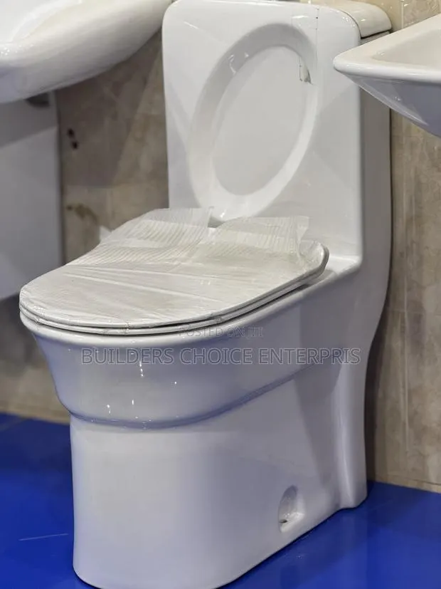 Ideal Mcl Standard S Trap Water Closet · Photo 1