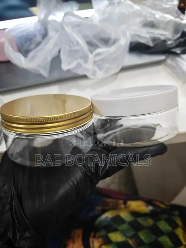 150ml Transparent Jar With Gold/White Lid (Set of 25) · Photo 1