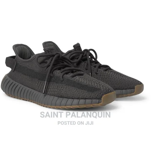 Yeezy Boost 350 Reflects · Photo 1