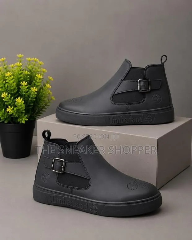 Timberland Court Side Chelsea Boot - Black Full Grain · Photo 1