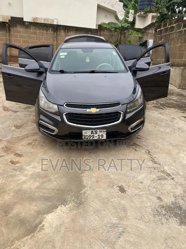 Chevrolet Cruze LS 4dr Sedan (1.5L 4cyl 6A) 2016 Black · Photo 1