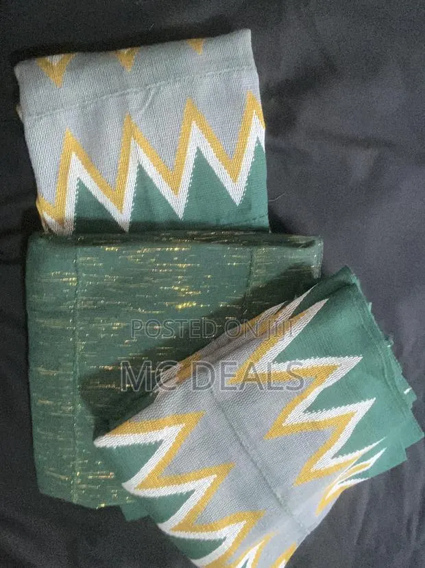 High Kente Cloth for Women. · Photo 1