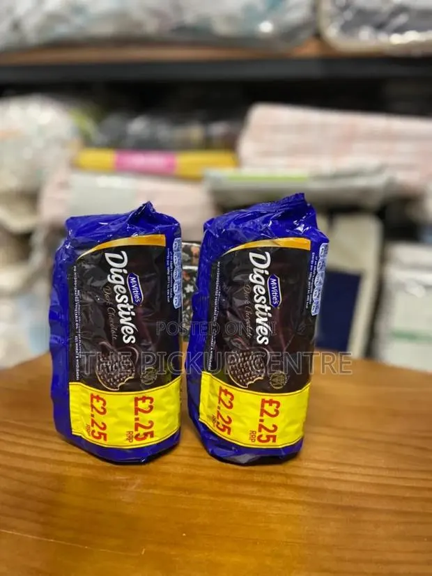 McVities Digestive Dark Chocolate (266g) · Photo 1