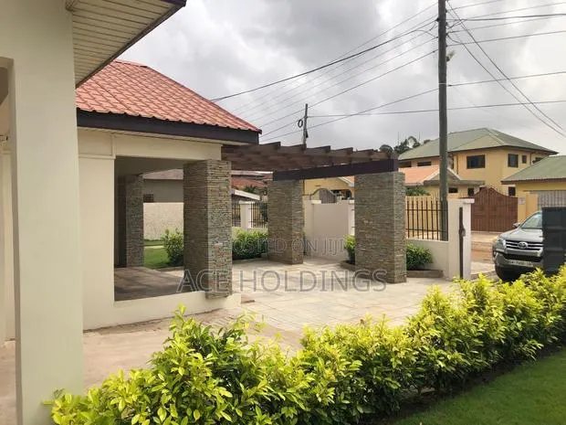 3bdrm House in Community 22, Tema Metropolitan for sale · Photo 1
