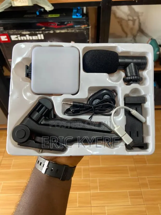Complete Smartphone Vlogging Video-Making Kit - Shotgun Mic/Led Light · Photo 1