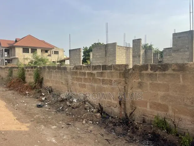 Land for Sale With Uncomplited House Trasacco Zoomlion · Photo 1