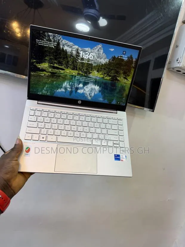 Laptop HP Pavilion 14 16GB Intel Core Ultra 7 SSD 512GB