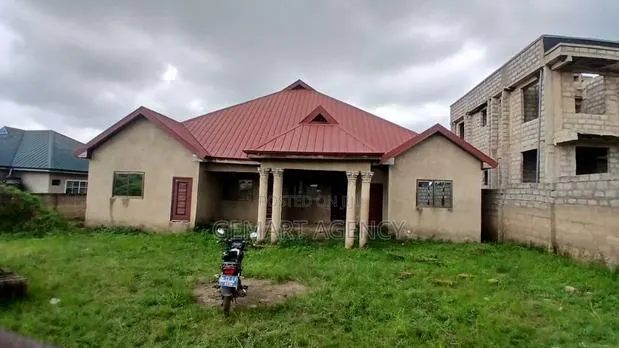 6bdrm House in Kuntunse Dvla, Accra Metropolitan for sale · Photo 1