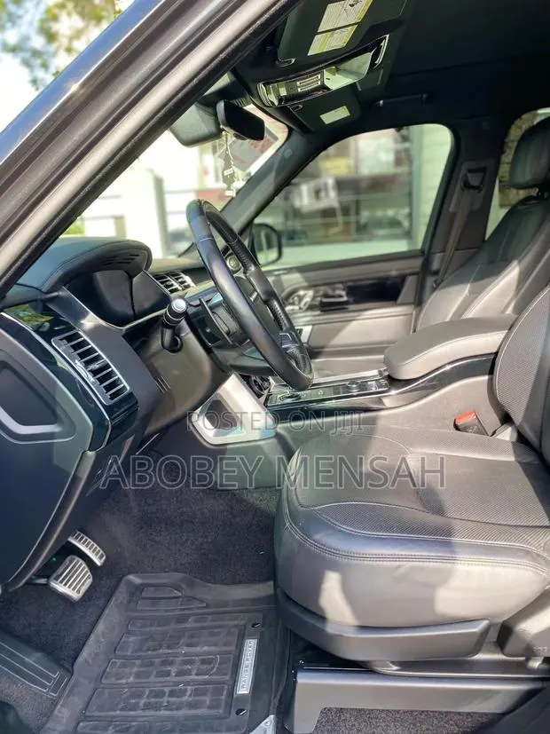 Land Rover Range Rover Vogue 2021 Gray · Photo 1