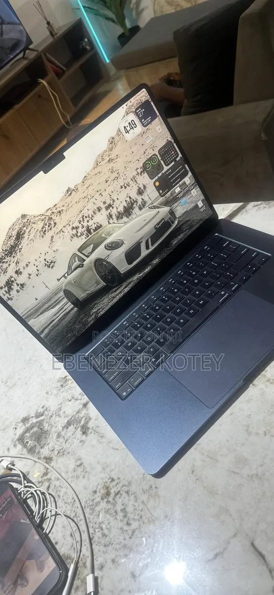 Laptop Apple MacBook Air 16GB Apple M4 SSD 256GB · Photo 1