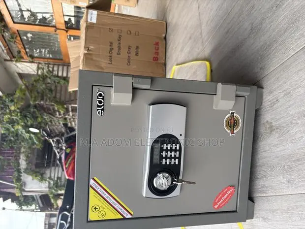 Save Box for Secured Money Keeping · Photo 1