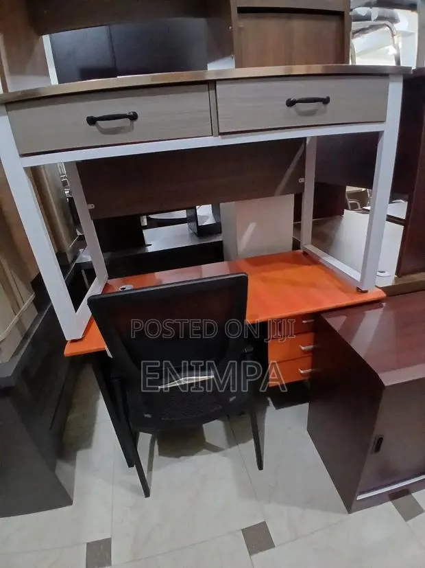 A Durable Birch Office Table · Photo 1
