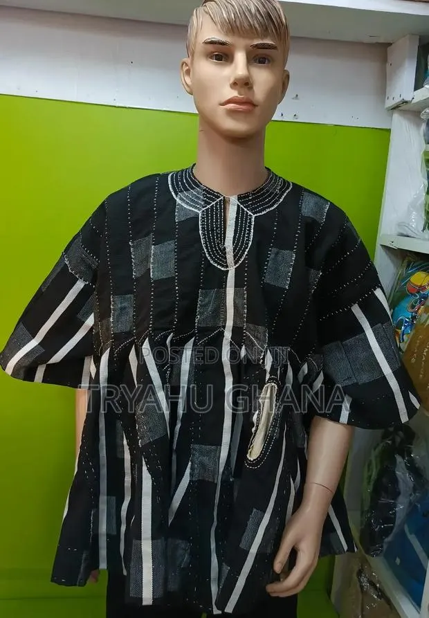 Grab Your Premium Handwoven Smock Now at Tryahu · Photo 1
