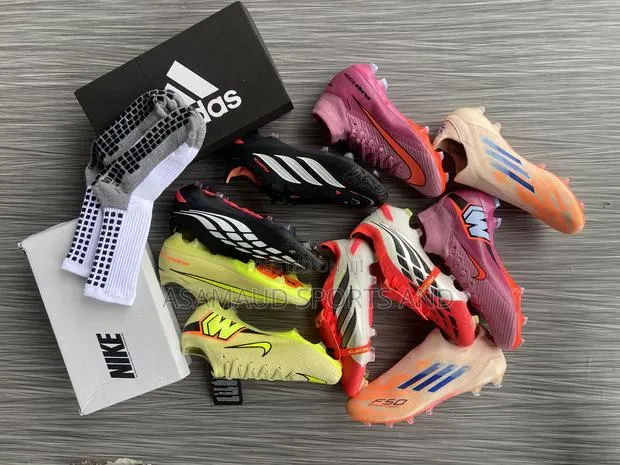 Original Football Boot At Cool Price · Photo 1
