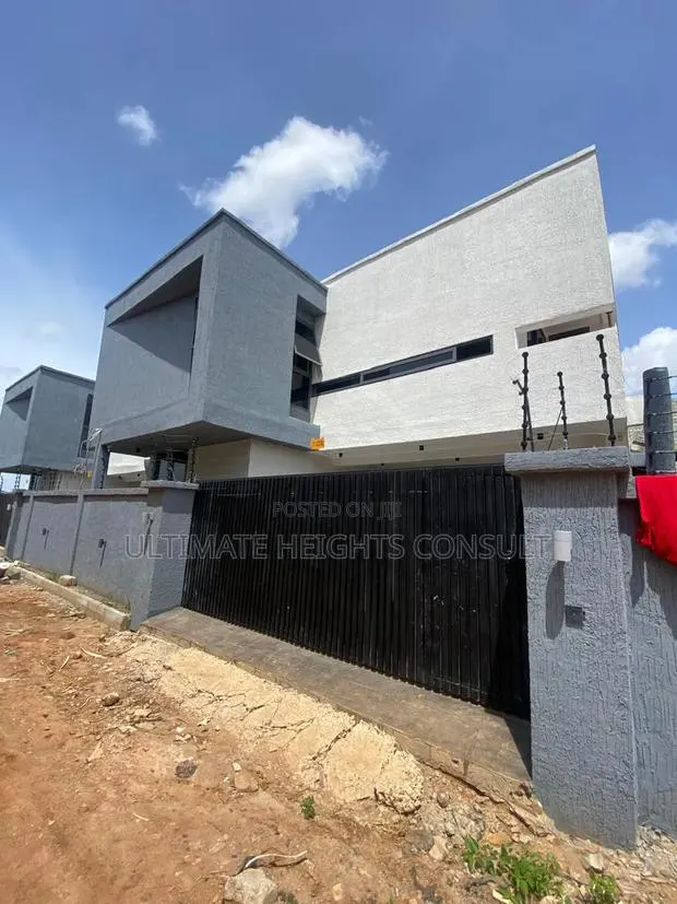 4bdrm House in Spintex Community 18, Melcom for sale · Photo 1