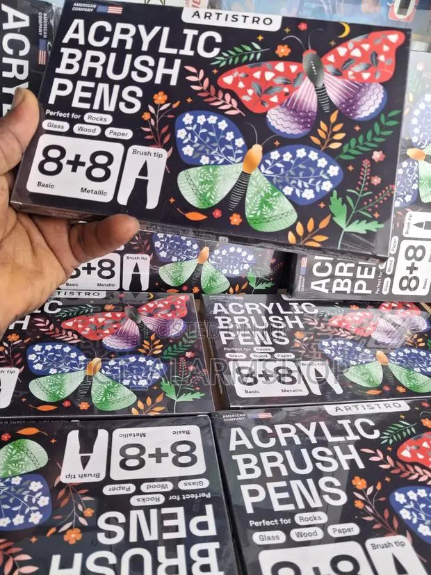 Colour Brush Pens Arts and Crafts Tools · Photo 1