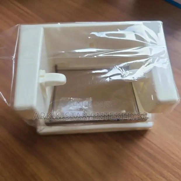 Toilet Roll Holder · Photo 1