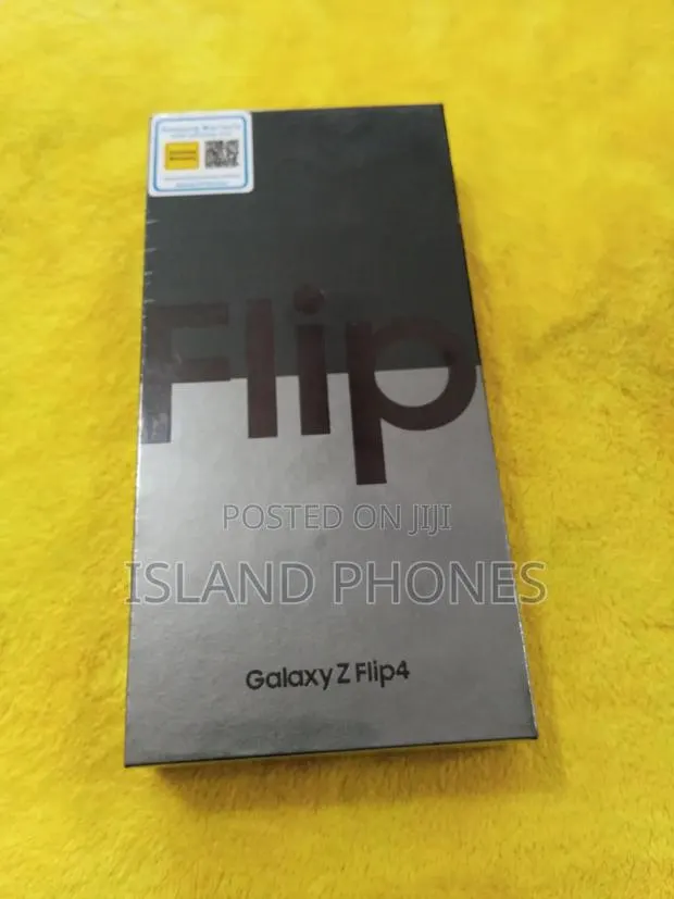 New Samsung Galaxy Z Flip4 256 GB Pink · Photo 1