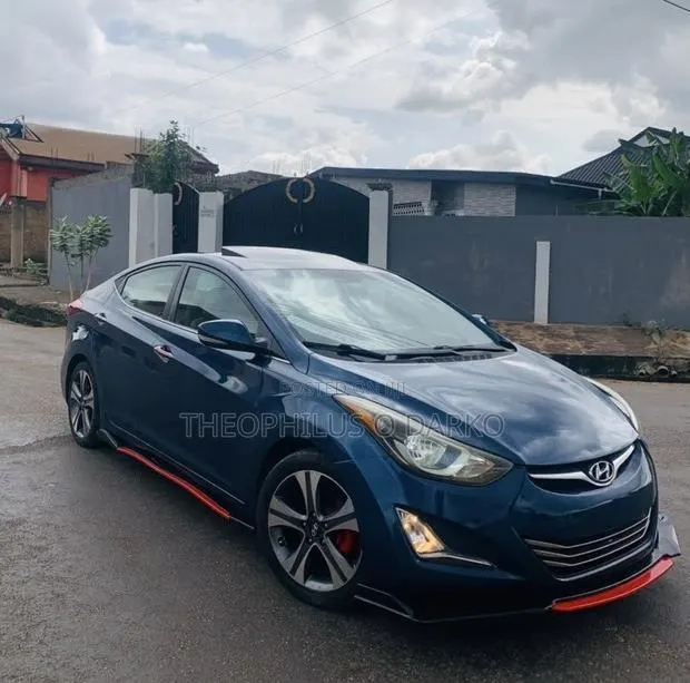 Hyundai Elantra Limited Sedan FWD (1.8L 4cyl 6A) 2016 Blue