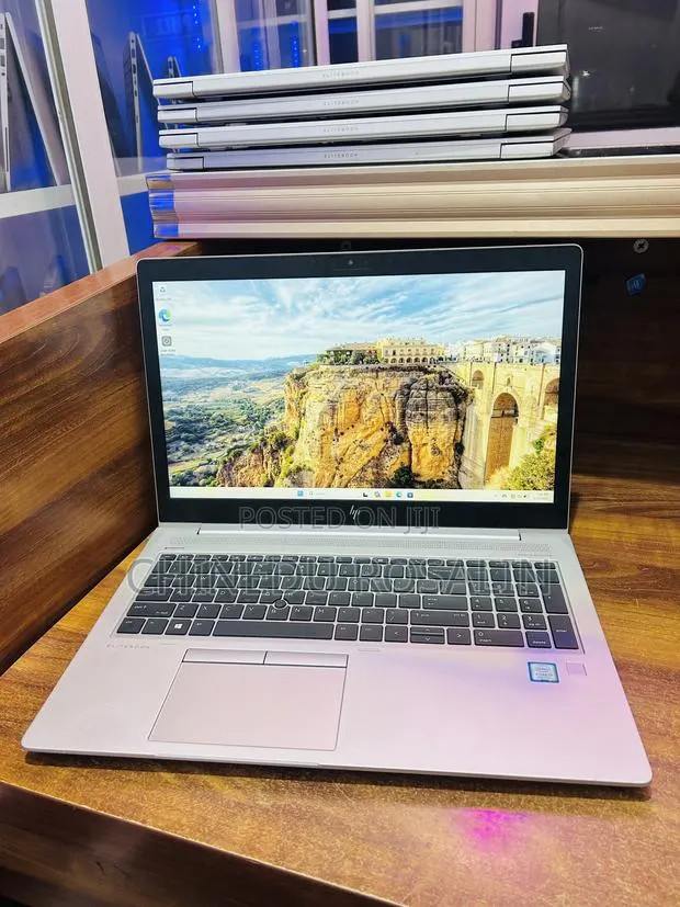 Laptop HP EliteBook 850 G6 16GB Intel Core i7 SSD 512GB · Photo 1