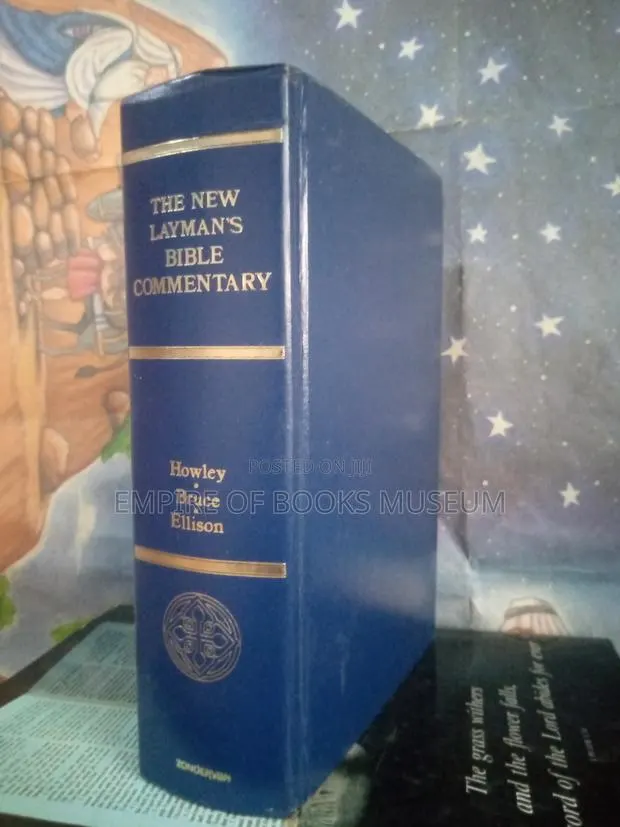 The New Layman's Bible Commentary Ot Nt · Photo 1