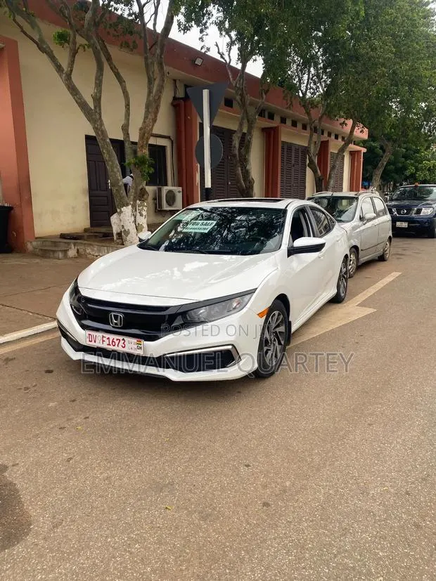 Honda Civic 2020 White · Photo 1