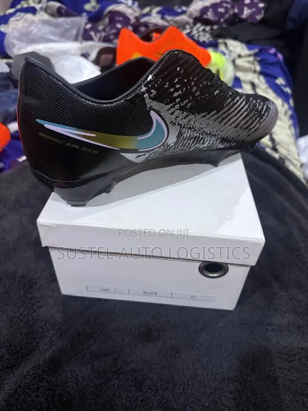 Original Soccer Boots · Photo 1