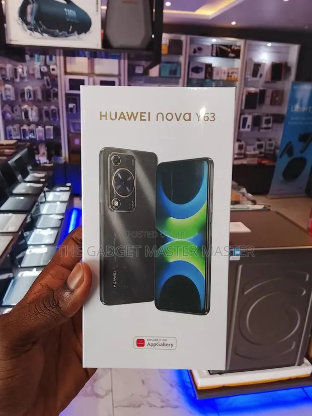 New Huawei Nova Y63 4G 128 GB Silver · Photo 1