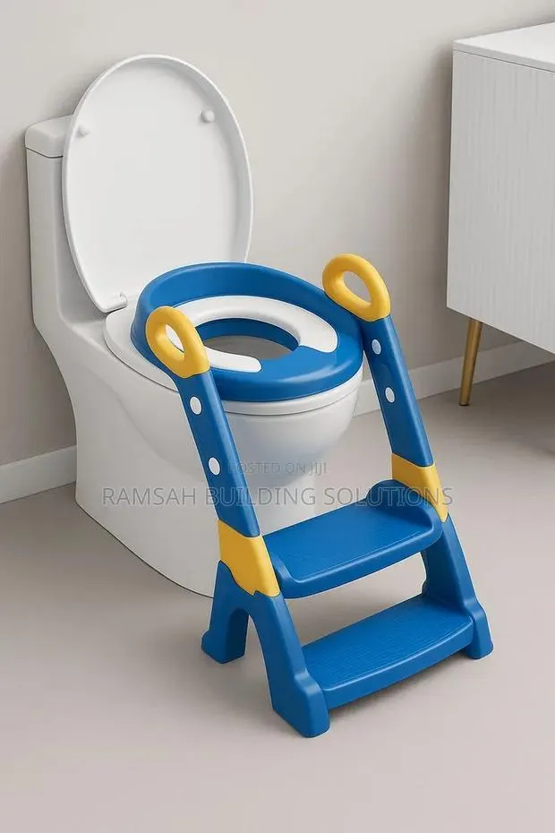 3-in-1 Kids Toilet Training Seat With Steps & Safety Handles – · Photo 1