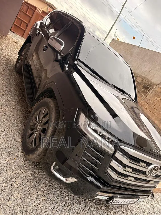 Toyota Land Cruiser 4.5 V8 DLX 2014 Black · Photo 1