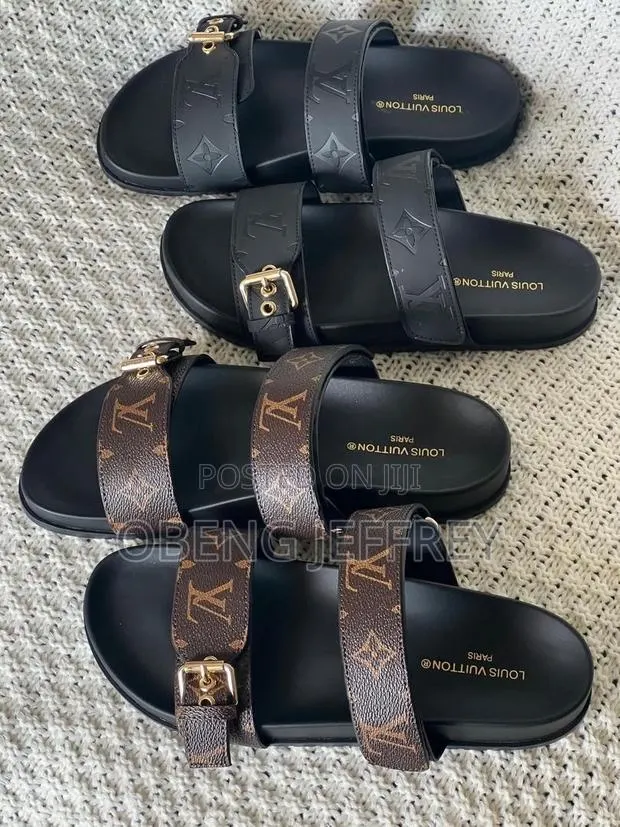 Original Louis Vuitton Ladies Slippers in Colours · Photo 4