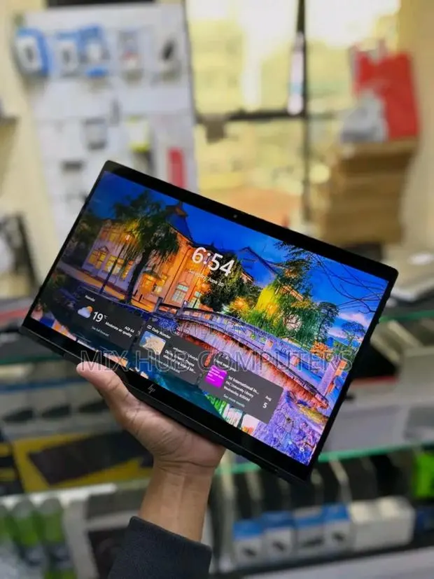 New HP Elite Dragonfly x360 11th Gen 16GB Intel Core i7 SSD 512GB · Photo 1