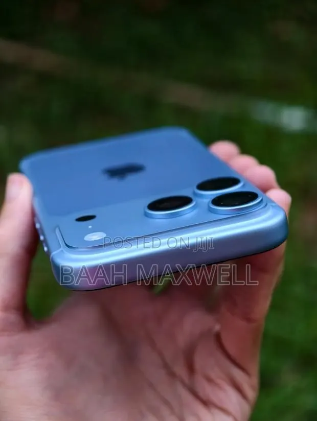 New Apple iPhone 18 Pro Max 256 GB Blue · Photo 1