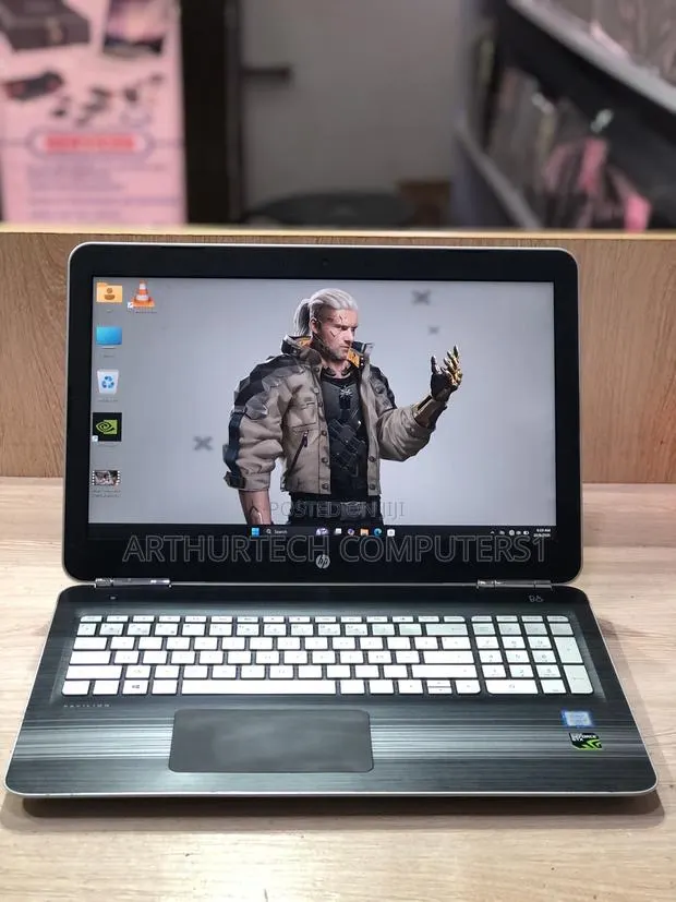 Laptop HP Omen Pro 16GB Intel Core i7 SSD 256GB · Photo 1