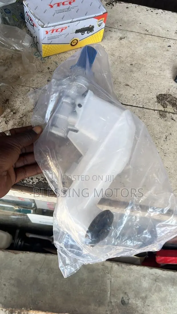 Toyota Yaris/Vitz New Type Brake Port · Photo 1