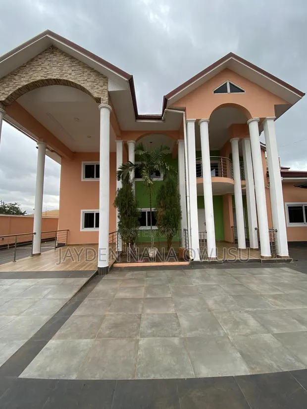 7bdrm House in Oyarifa for rent · Photo 1