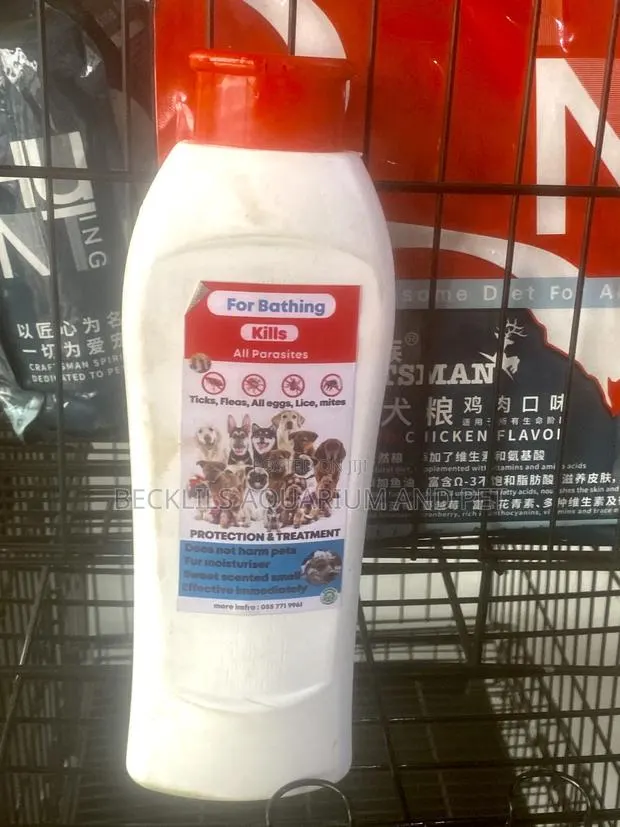 Effective Thick and Flea Shampoo · Photo 1