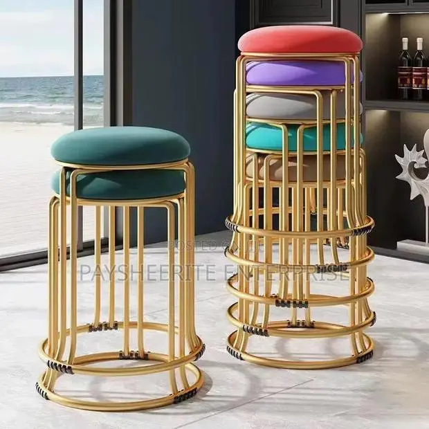 Stool Chair · Photo 1