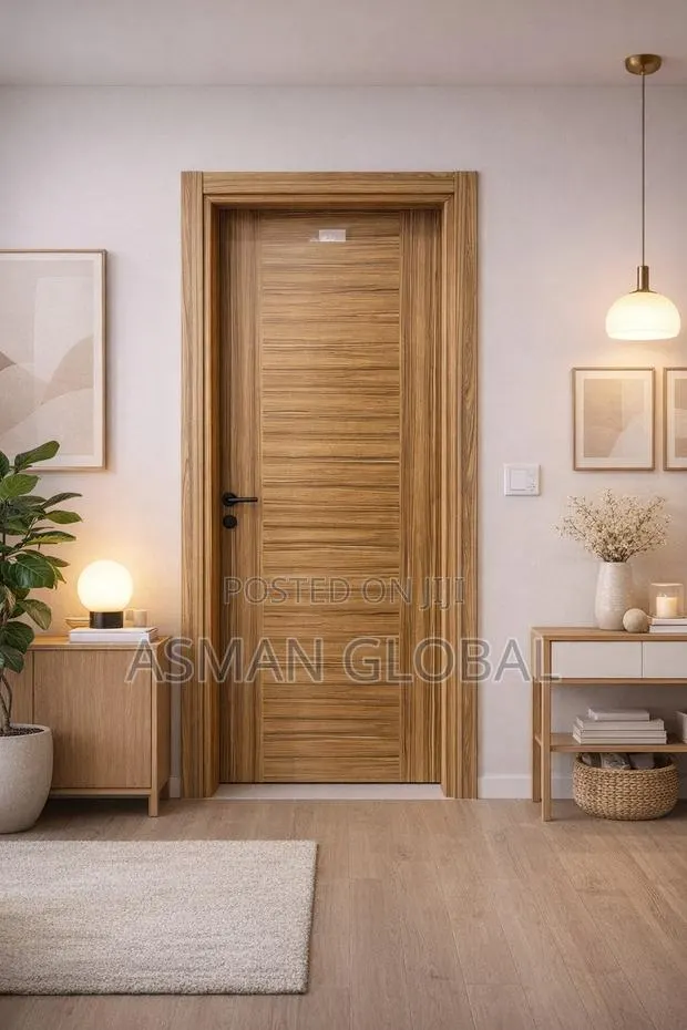 This Interior Door Features a Deep Finish · Photo 1