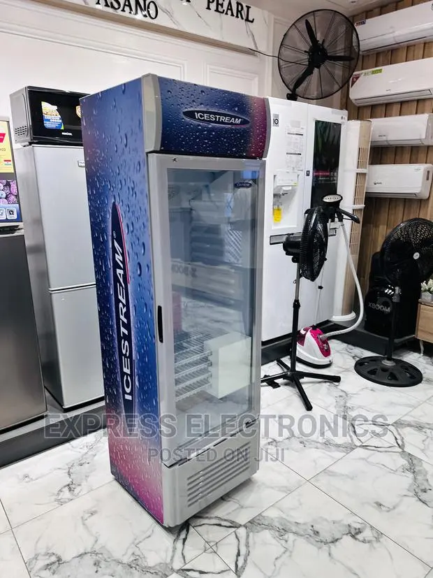 Very Affordable UNI-300C 238LTRS—Icestream Dispaly · Photo 1