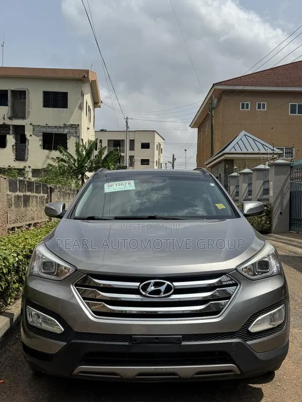 Hyundai Santa Fe SE AWD 2016 Gray · Photo 1