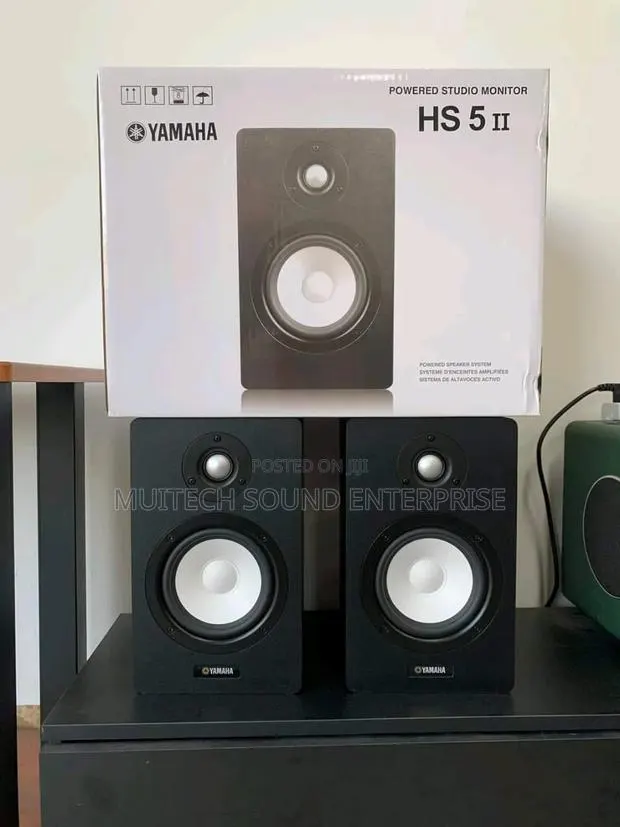 Yamaha Studio Monitor · Photo 1