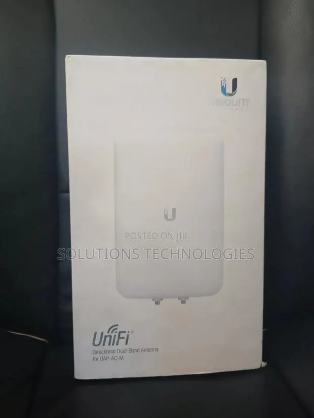 Unifi Directional Dual-Band Antenna · Photo 1