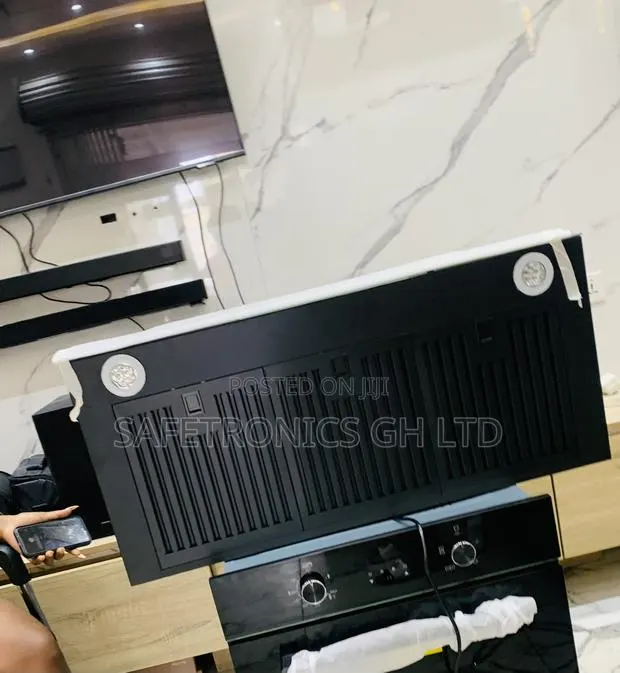 Newest Update Kenwood 90cm Extractor (Model 900t2 or 90072) · Photo 1