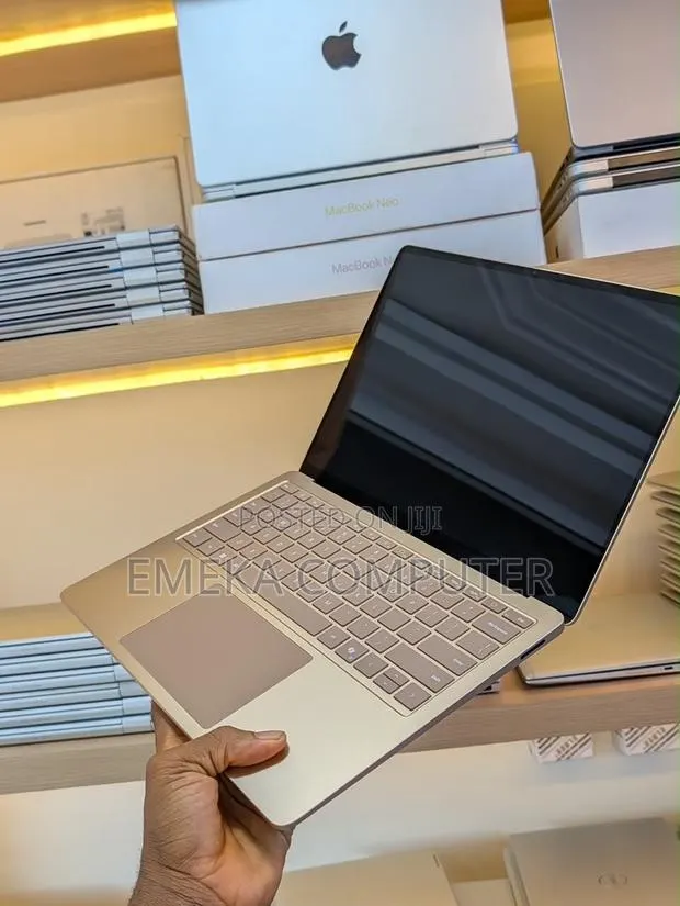 Microsoft Surface Laptop 7 16GB Qualcomm Snapdragon X Plus SSD 512GB · Photo 1