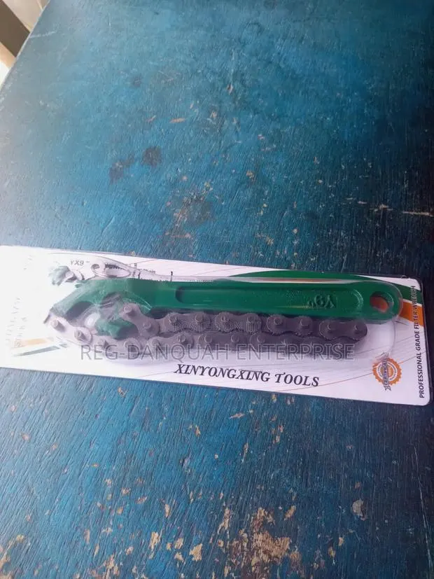 Chain Oil Filter Remover · Photo 2