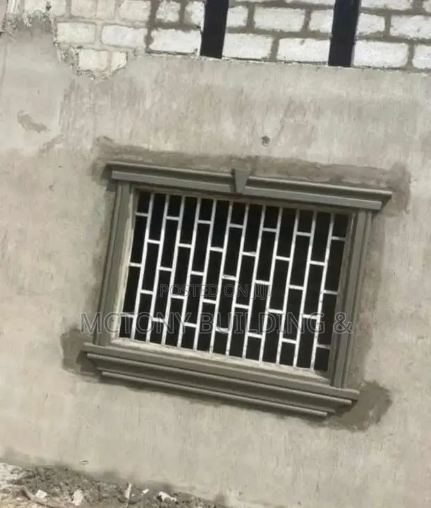 Window and Piller Designs · Photo 1