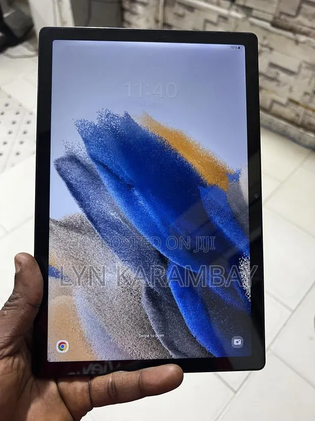 Samsung Galaxy Tab A 8.4 (2020) 32 GB Silver · Photo 1